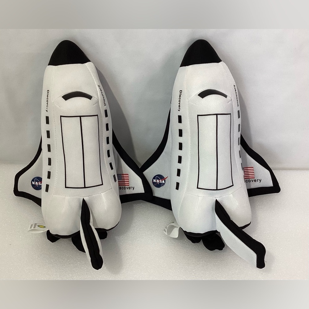 NASA Smithsonian Institutions Discovery Space Shuttle Plush Set of Two